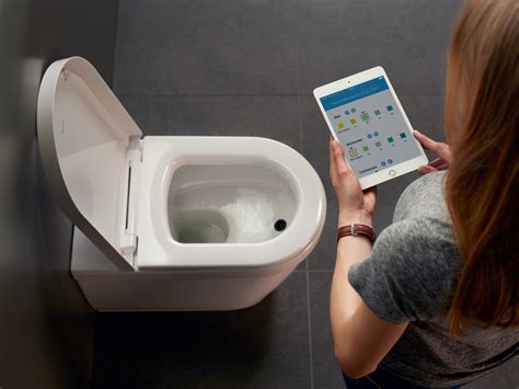 Smarte Toilette: Der Biotracer wertet per App den Urin des Nutzers aus ...