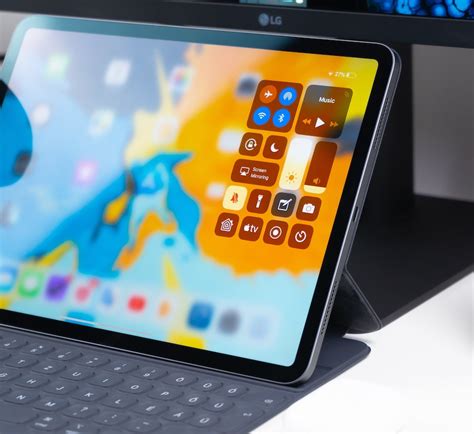 It offers unrivaled power, ensuring that. 'Nieuwe iPad Air 4 verbetert sterk, maar is ook duurder ...