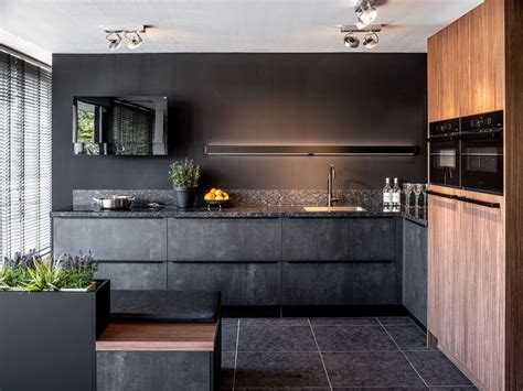 Zwarte Keukens Keukentrend Van Dit Moment Hoogdesign Exclusive
