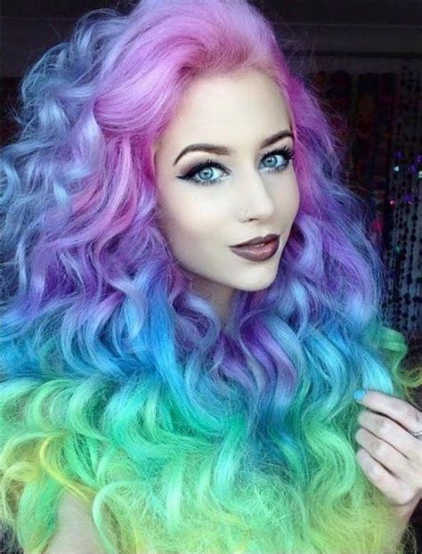 Colori Di Capelli Per L Estate Ecco Tutte Le Nuance Di Tendenza Estive Rainbow Hair