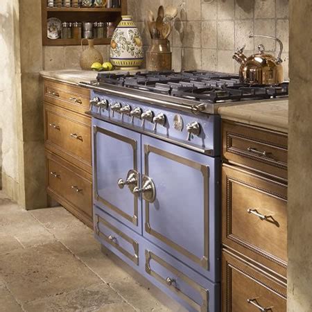 Upgrade your kitchen with the vast range of stoves kitchen appliances on alibaba.com. The La Cornue CornuFé stoves are a must for an artistic ...