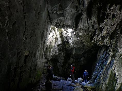 Najlepsze Jaskinie W Polsce Do Zwiedzania Mapa Kt Ra Jest Najg Bsza