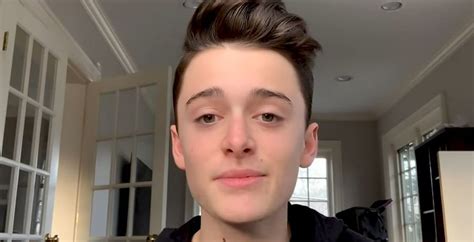Stranger Things Star Noah Schnapp Comes Out Of The Closet