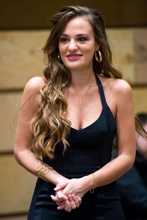 Nicola Benedetti Shows Off Her Cleavage In Edinburgh 7 Photos Thefappening