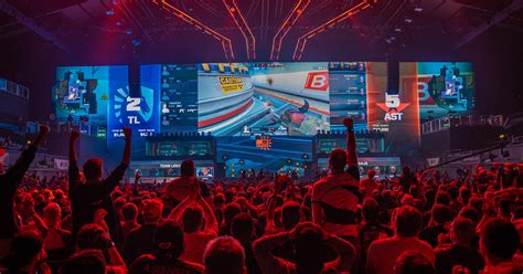 Esports Pro Video Gamers Are Making Millions By Age 30 And Retiring