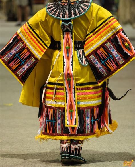 Womens Traditional ~ Pow Wows Regalia Iroquois And Western Pinterest
