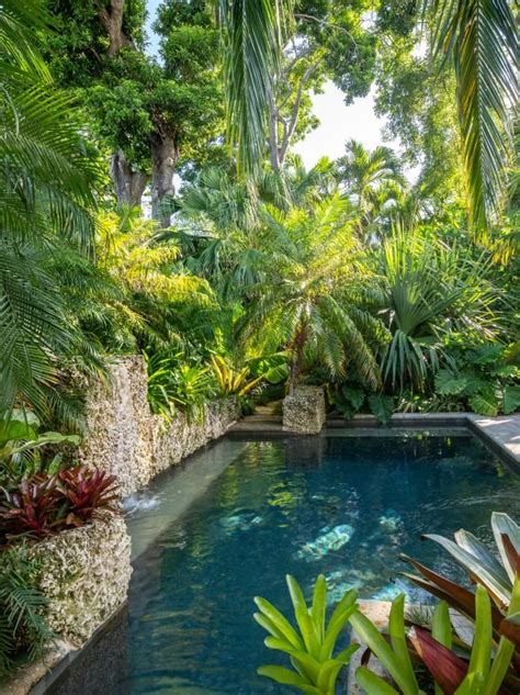 Gorgeous Gardens Tropical Retreat In The Florida Keys Tropical Pool