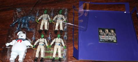 Review Sdcc 2019 Exclusive Spectral Ghostbusters Box Set
