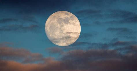 Full Moon And Pregnancy Do Moon Phases Trigger Labor
