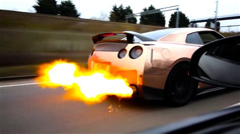 New Flame Tuned On Ezekieln7 Gt R R35 And Armytrix Exhaust Wot Pulls