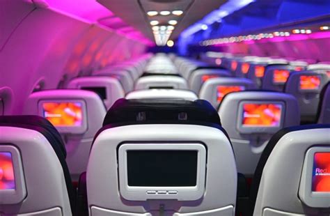 飛行機の機内を自分の空間にするオススメ快適・便利グッズ16選 Goodbye Japan