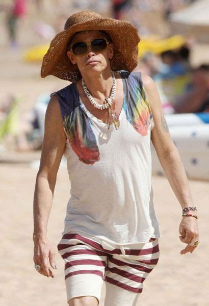 He joined youtube in january 2012 but didn't upload any videos until january 15, 2013. This Old Woman Is Actually Steven Tyler (14 pics ...