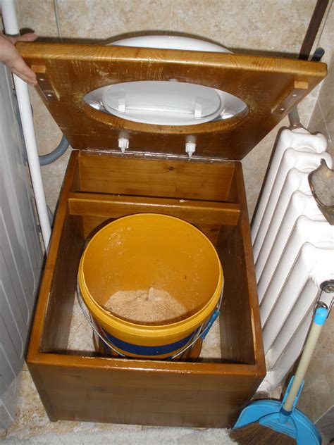 DIY Portable Compost Toilet System For Under Tiny House Blog