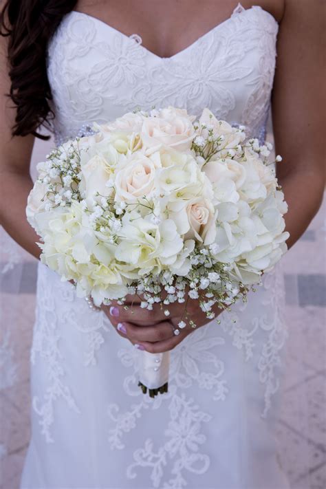 White Rose, Hydrangea and Babys Breath Bouquet | White bridal bouquet, Babys breath bouquet 