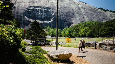 Stone Mountains Giant Confederate Monument Avoids Removal The New