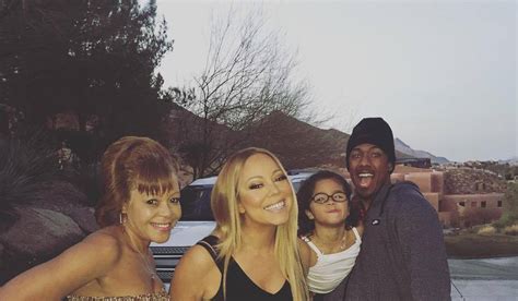 Mariah Carey And Nick Cannon Reunite For Their Twins — See The Cute Pic