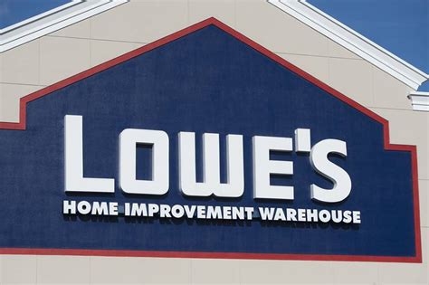 Lowes Tops Sales Expectations Wsj