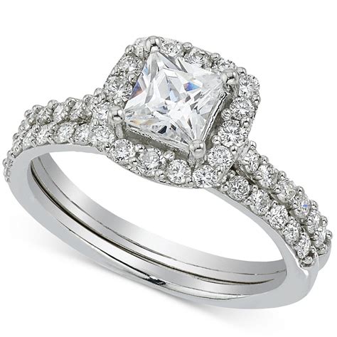 Https://tommynaija.com/wedding/halo Diamond Wedding Ring Sets