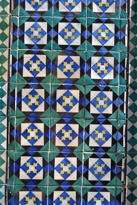 Lisbon Walk About Quilts Blanket Tiles