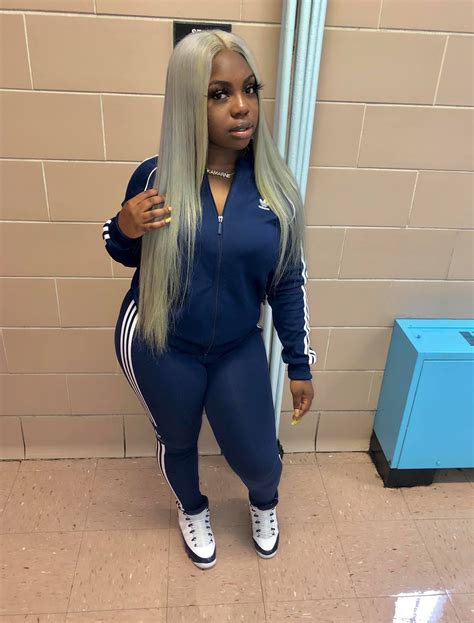 Pin By 𝐥𝐨𝐯𝐞𝐥𝐲𝐤 On Wigs And Weaves Plus Size Fall Fashion Autumn