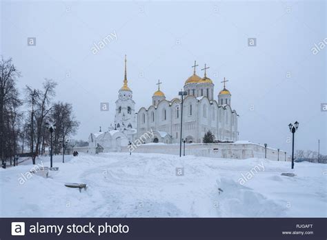 Golden Temple In The Snow Hi Res Stock Photography And Images Alamy