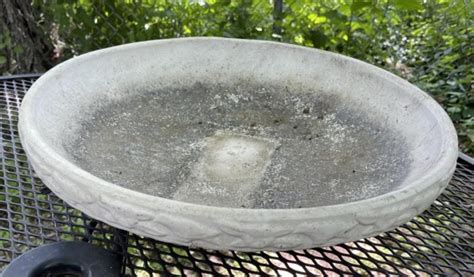 Bird Bath Top Replacement Concrete Live And Online Auctions On