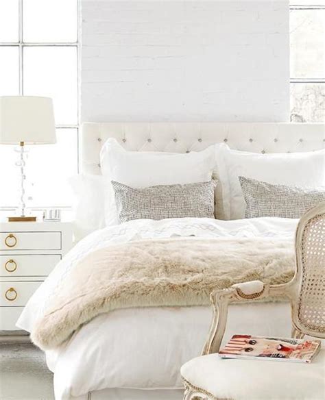 With the right white bedroom interior, you can make your private space feels like a calm, cloudless sky. 25 Modern Ideas for White Bedroom Decorating