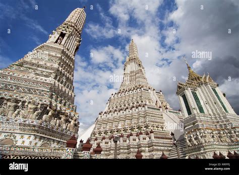 Wat Arun The Temple Of Dawn In Bangkok Thailand Stock Photo Alamy