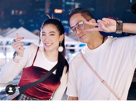 เฌอมาลย์เริ่มเข้าวงการบันเทิงตั้งแต่อายุ 12 ในละครเรื่อง เงาราหู รับบทเป็นนางเอกวัยเด็ก ซึ่งเรื่องนี้ ดารัณ บุญยศักดิ์พี่. "เซย่า-ณิชฏา" สาวน้อยเสียงดี! ลูกสาวพีท ทองเจือ