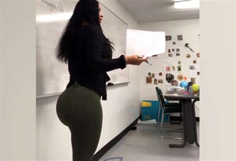 Curvy Professor Has The Perfect Reply After Being Body Shame Erofound