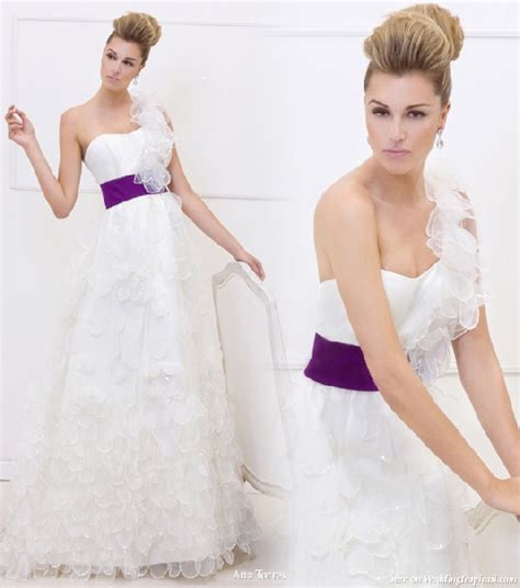 Purple has become a very popular style for weddings recently. A Wedding Addict: purple and white wedding dresses