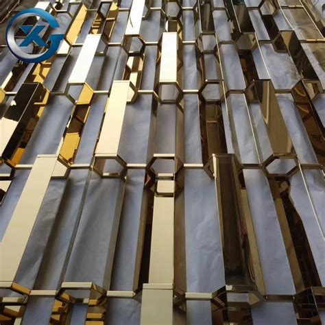 Luxury Metal Partition Wall Screen Brass Color Stainless Steel Decorative Panel Hotel Lobby