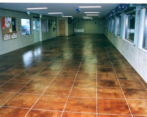 Pros & Cons of Acid Stained Concrete Floors: 5 to Consider