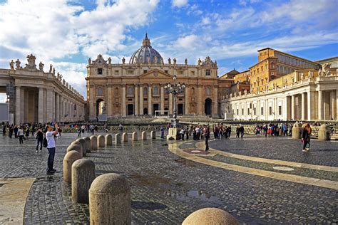 Exploring The Proximity Of Vatican City To Nearby Train Stations