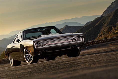 The 1970 dodge charger r/t was kept inside the garage of the toretto house, was built by dominic and his father in his youth. El Dodge Charger Tantrum de 1970 fue preparado por ...