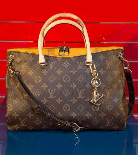 What Is The Most Popular Luxury Purse Brands Paul Smith