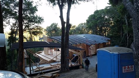 Albina Co Inc Bends Curved Steel Roof Trusses For Residential