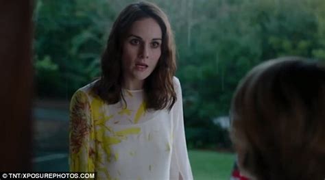 michelle dockery strips off for steamy sex scene in good behaviour daily mail online