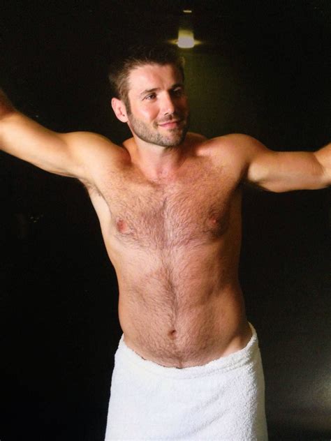 Ben Cohen In A Toweland Check The Hairy Tum Men Are Men Hommes
