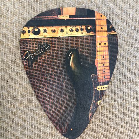 Vintage Fender Guitar And Amplifier Jumbo Guitar Pick Wall Art Etsy