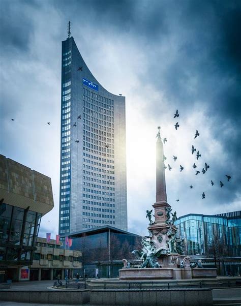 Panorama Tower City Hochhaus Leipzig Im Sonnenschein Und Wolken