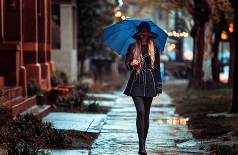 Umbrella Beauty In The Rain Hd Picture Free Download