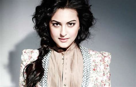 ‘i Have Not Seen The Old Ittefaq Reveals Sonakshi Sinha Bollywood