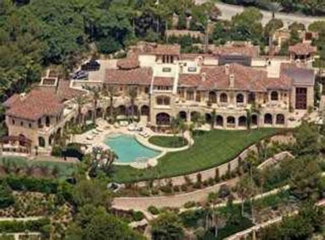 Nice And Pretty Mansions Celebrity Mansions Celebrity Houses