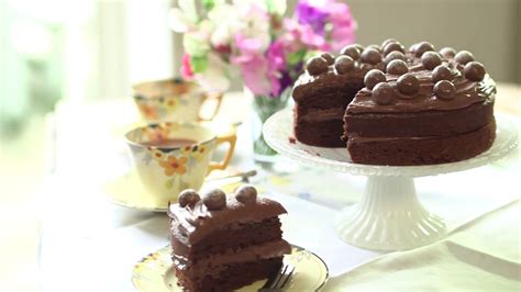 Best Chocolate Cake Recipe Uk Mary Berry