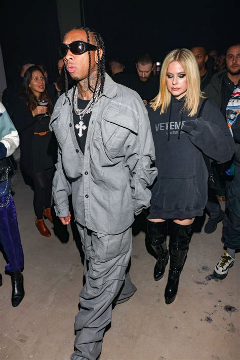Avril Lavigne Spotted Kissing Tyga In Paris After Ending Engagement To Mod Sun Entertainment