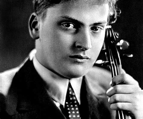 Essential Historical Recordings Violinist Yehudi Menuhin Strings
