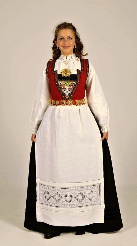 Hardanger Bunad With Images Norwegian Dress Scandinavian Dress