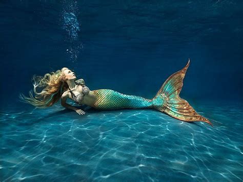 12 ways to know you re a mermaid stuck on land