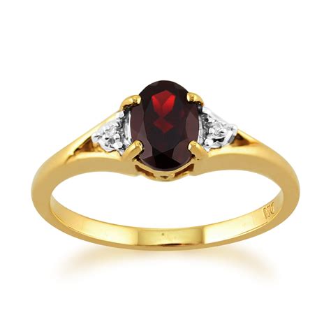 The diamonds are set equisitely in 9ct gold that makes this engagement ring a precious gift for that special occasion that she will cherish forever. 9ct Yellow Gold 0.77ct Natural Garnet & Diamond Single ...